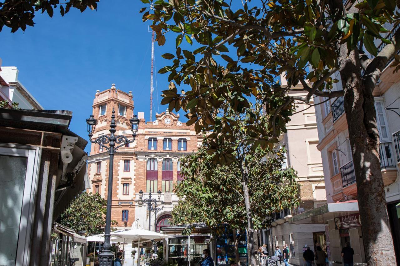 Apartamento Animalia Cadiz Bagian luar foto